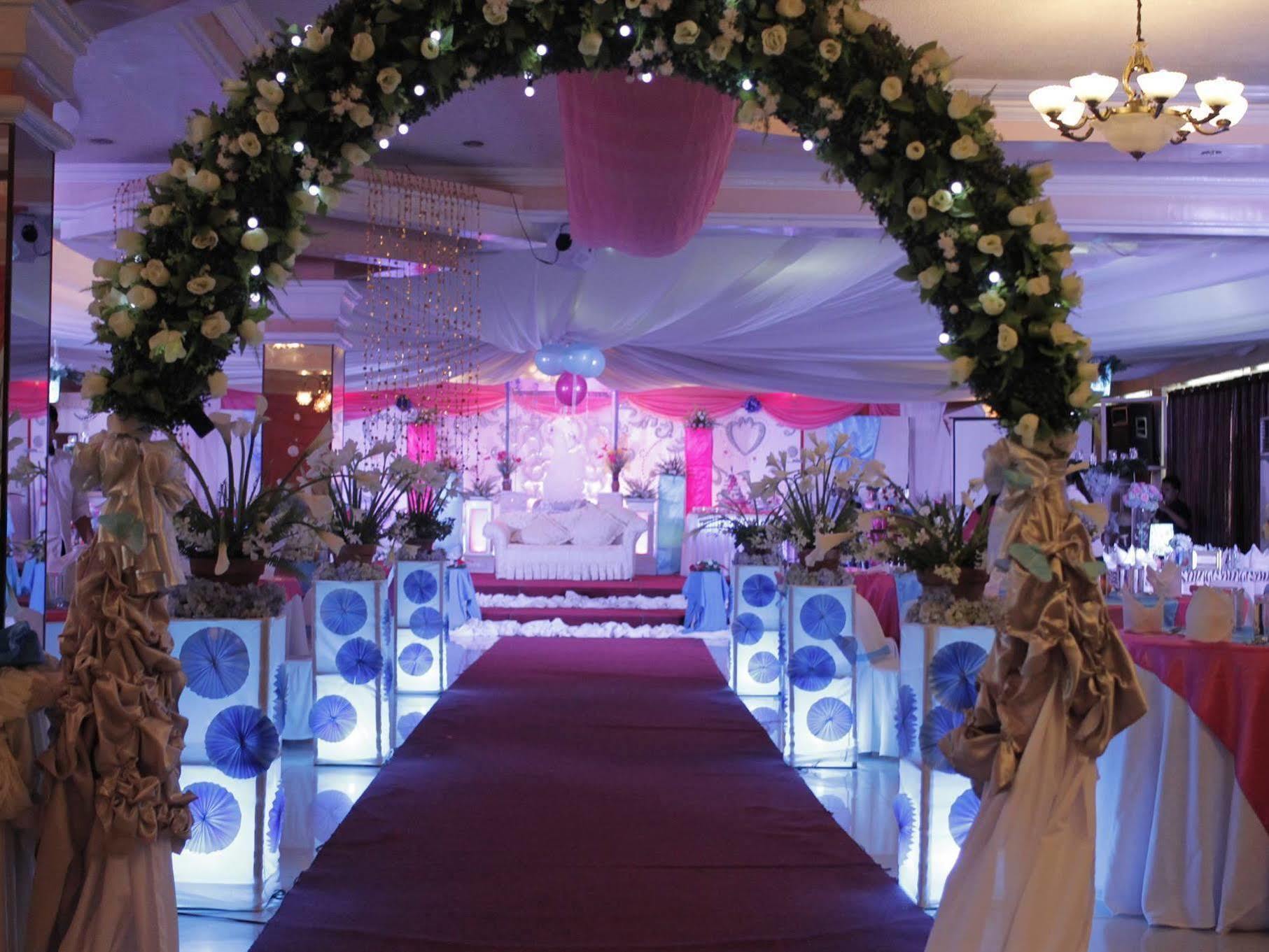 Golden Palace Hotel Tagum Eksteriør bilde