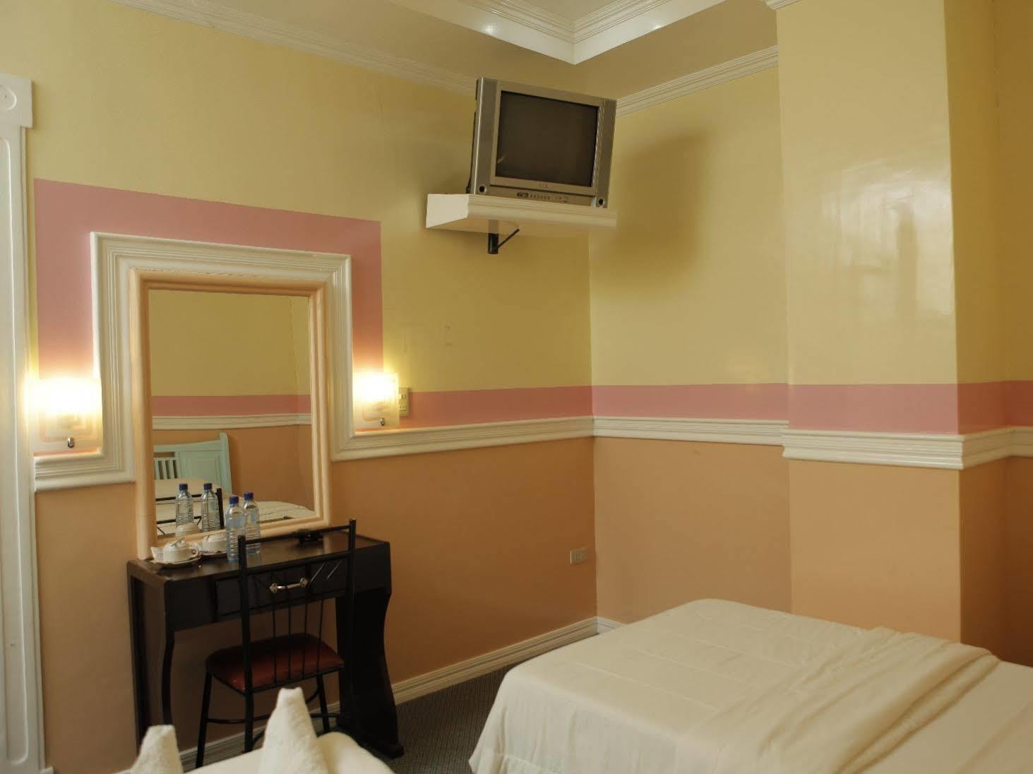Golden Palace Hotel Tagum Eksteriør bilde